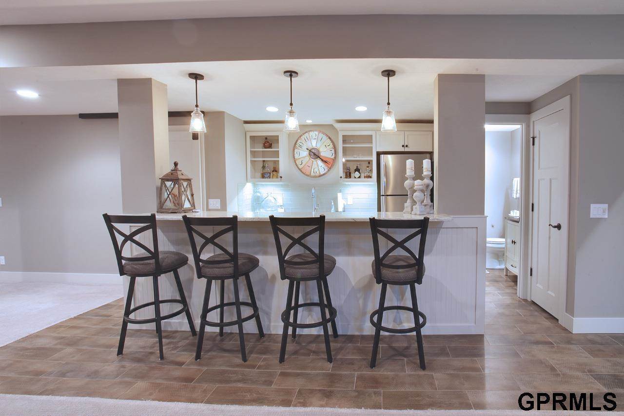 5714 S 173 Street, Omaha, NE 68135