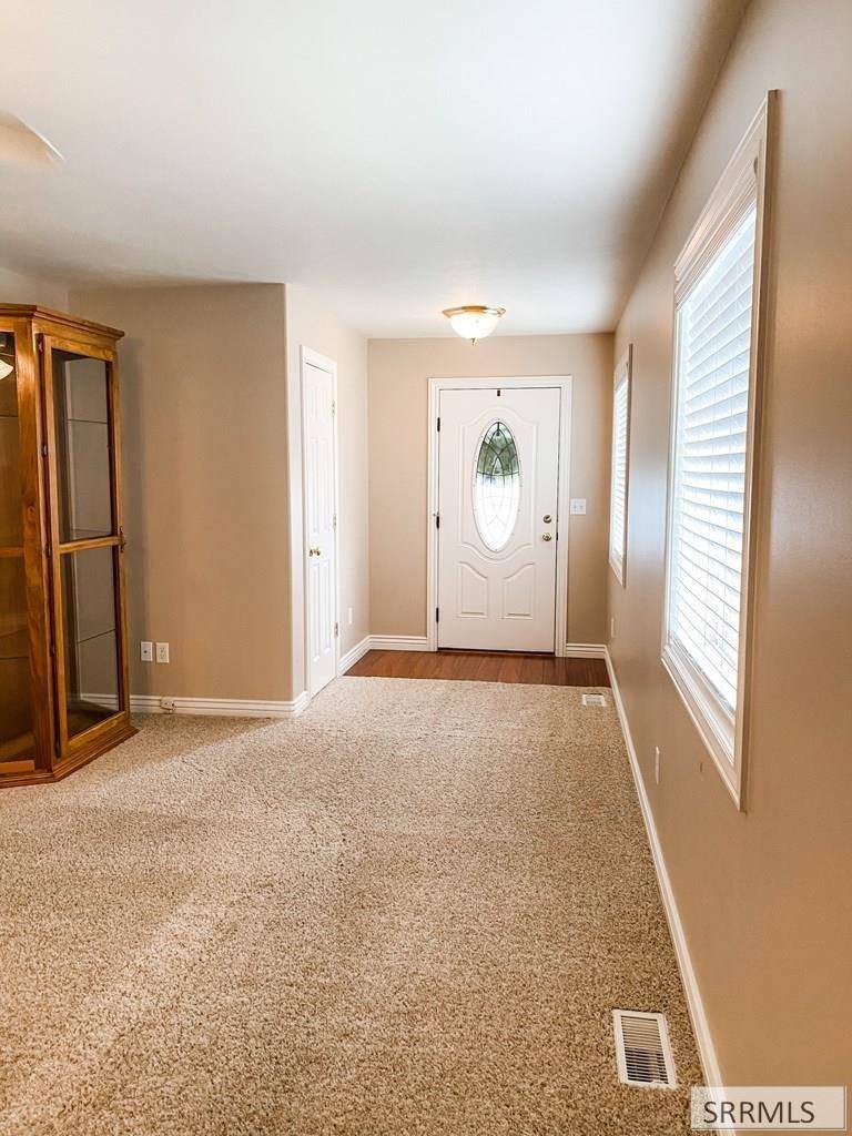 406 Neff Circle, Blackfoot, ID 83221