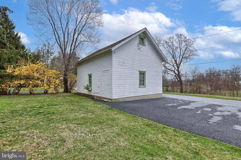 404 East Chocolate Avenue, Hershey, PA 17033