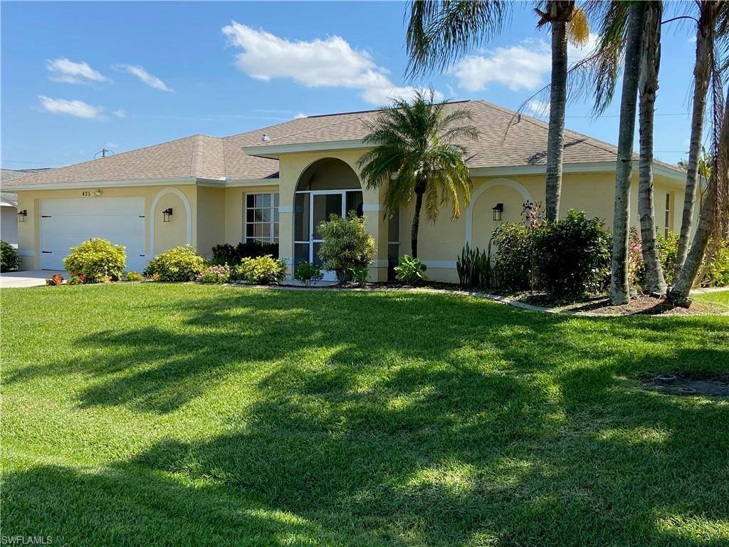 425 SE 9th Place, Cape Coral, FL 33990