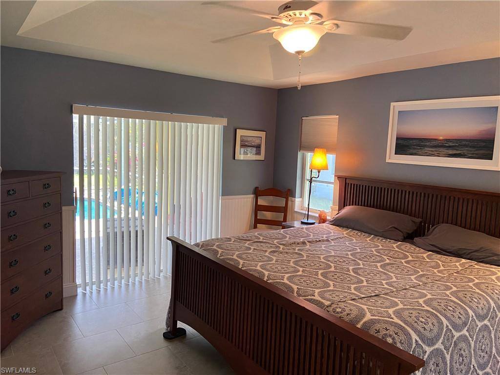 425 SE 9th Place, Cape Coral, FL 33990