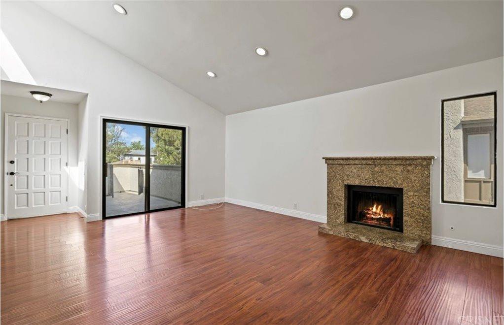 16255 Devonshire Street, Granada Hills, CA 91344