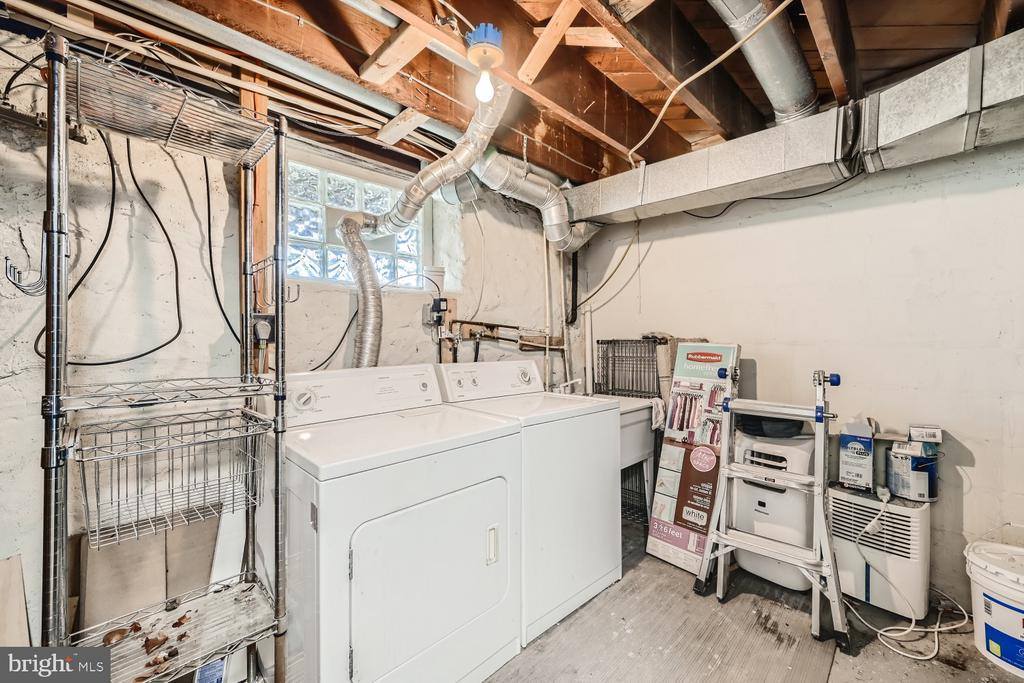 1108 Andover Road, Baltimore, MD 21218