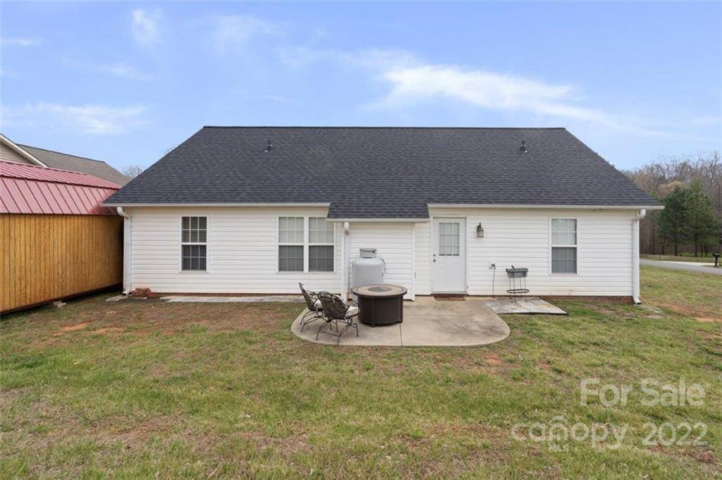 230 Ash Drive, #104, Mocksville, NC 27028