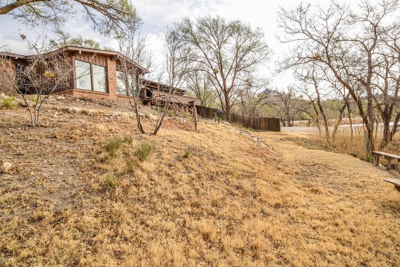 1 West Lakeshore Drive, Ransom Canyon, TX 79366