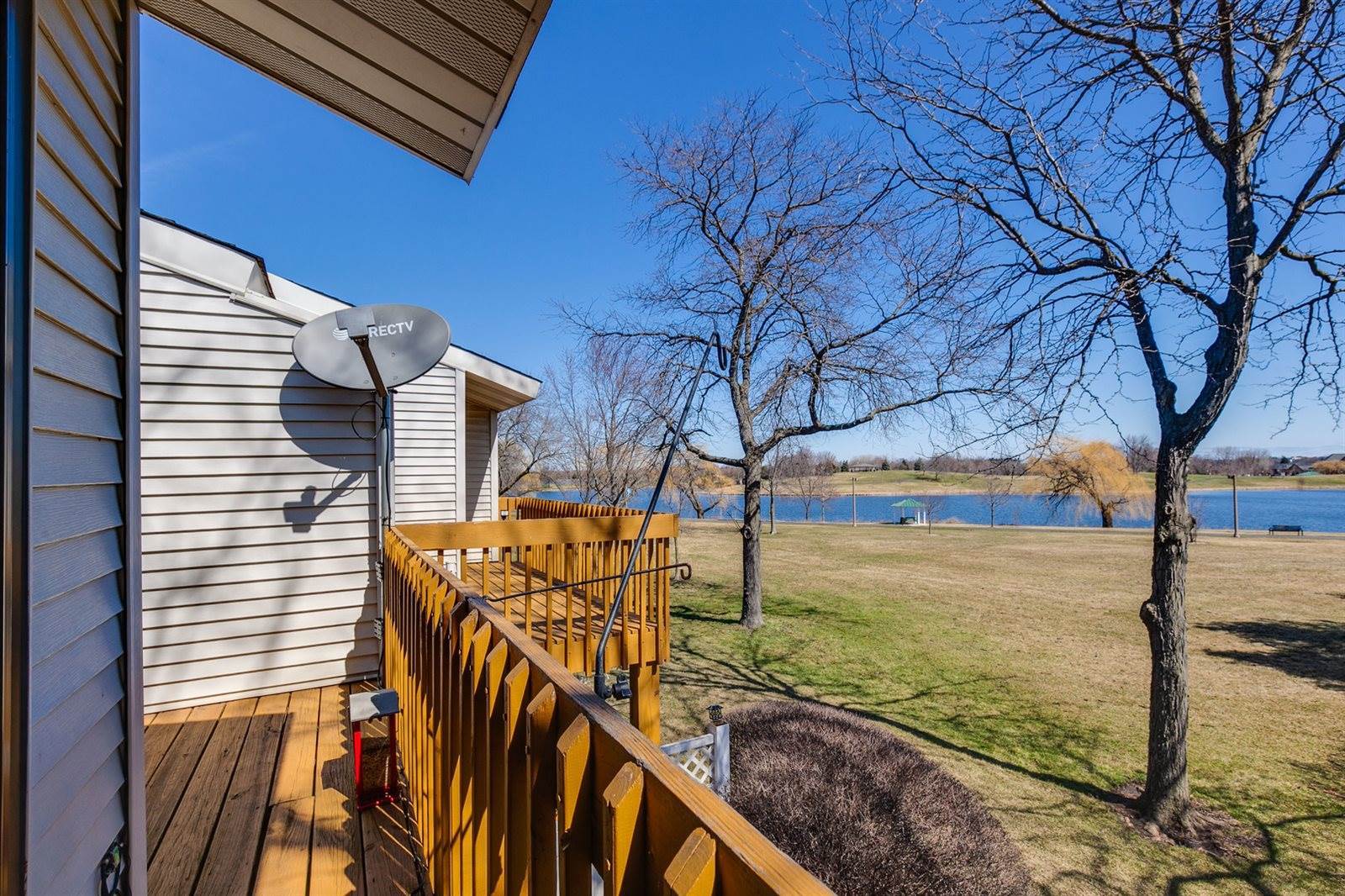 931 Market Court, Vernon Hills, IL 60061