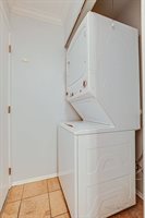 931 Market Court, Vernon Hills, IL 60061