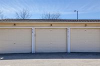 931 Market Court, Vernon Hills, IL 60061