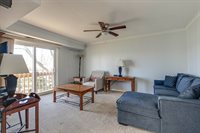 931 Market Court, Vernon Hills, IL 60061