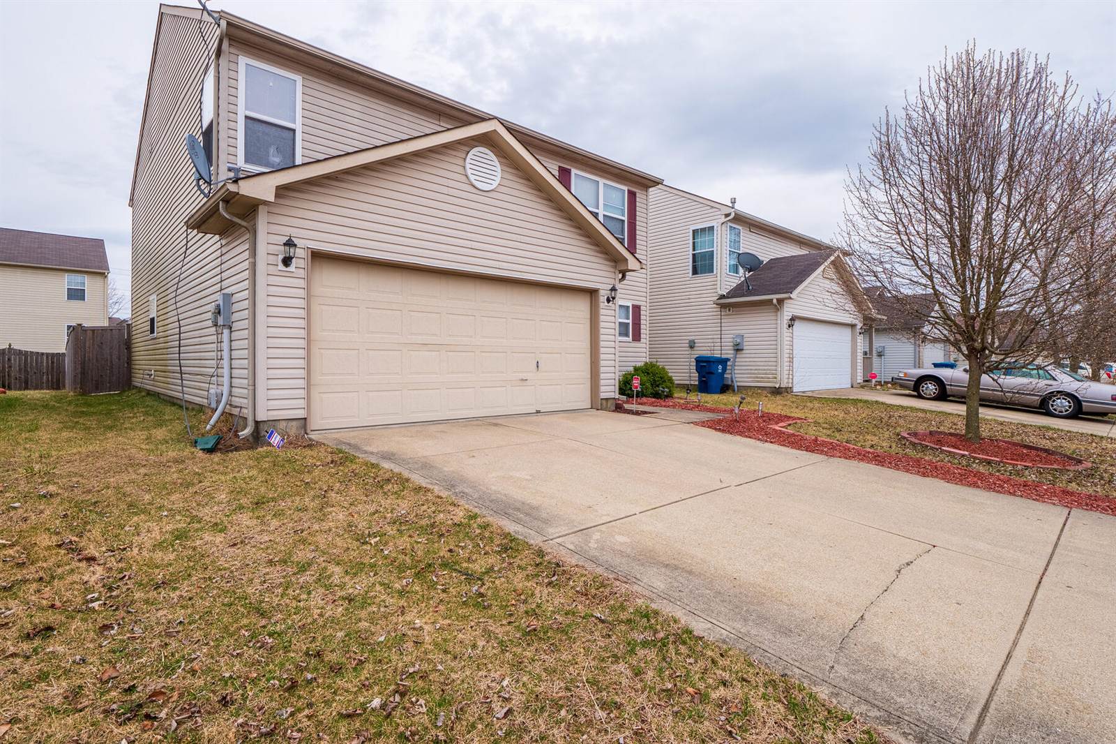 3935 Burningbush Dr, Indianapolis, IN 46235