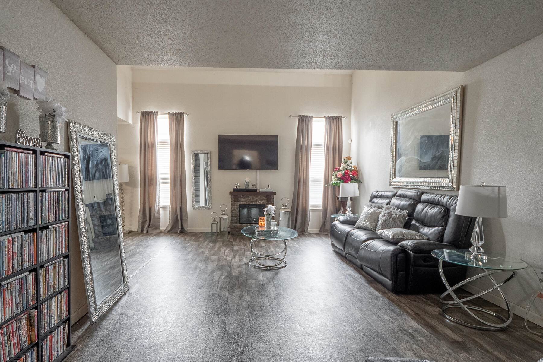 3935 Burningbush Dr, Indianapolis, IN 46235