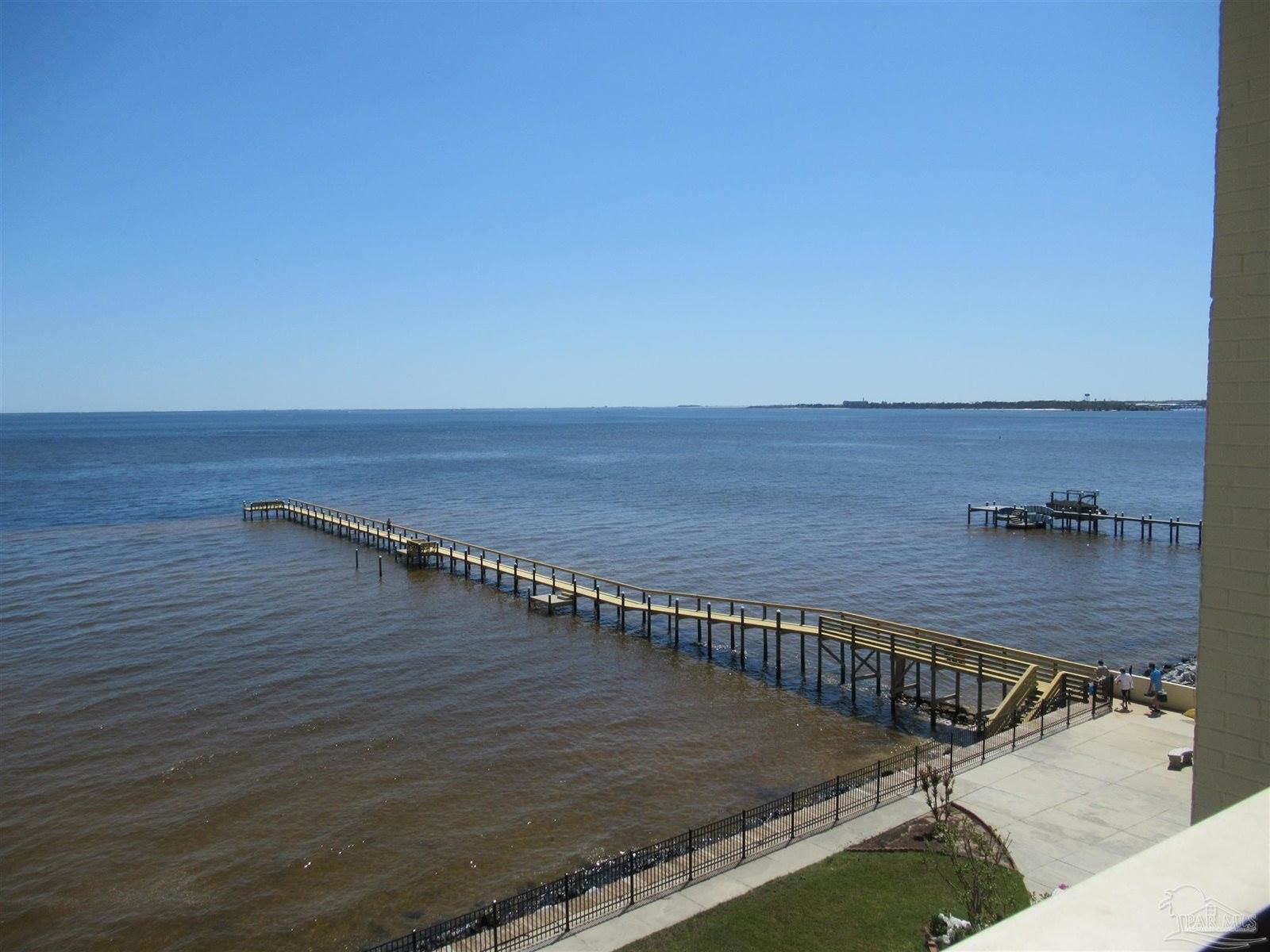 825 Bayshore Dr, #408, Pensacola, FL 32507