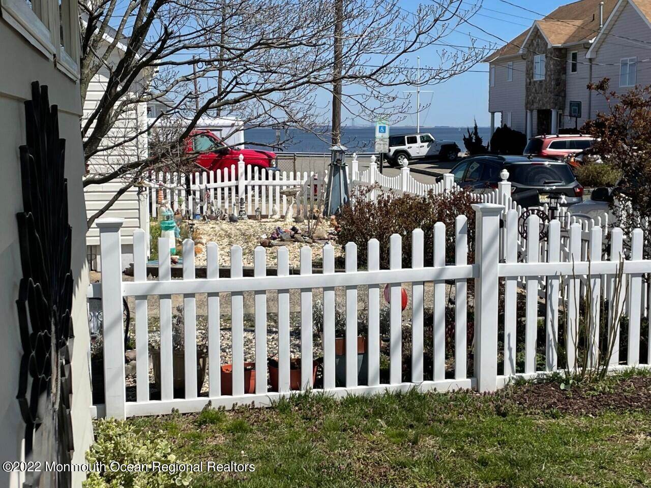 182 Ocean Avenue, Laurence Harbor, NJ 08879