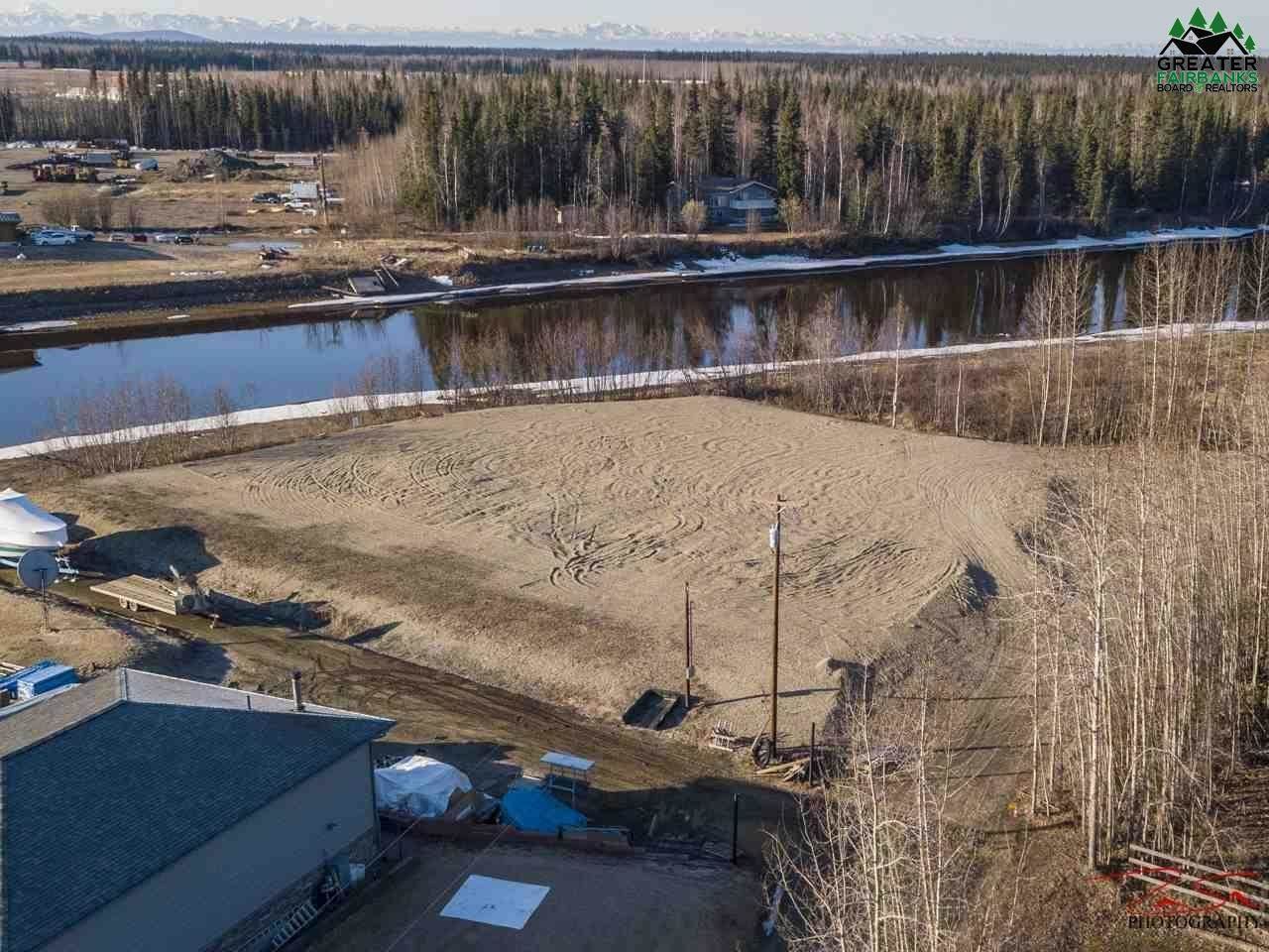 1212 S Crown Road, Fairbanks, AK 99709