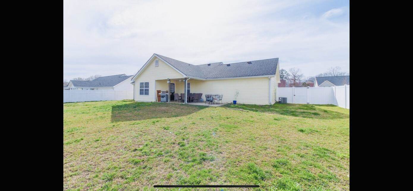 79 Holli Ln, Rossville, GA 30741