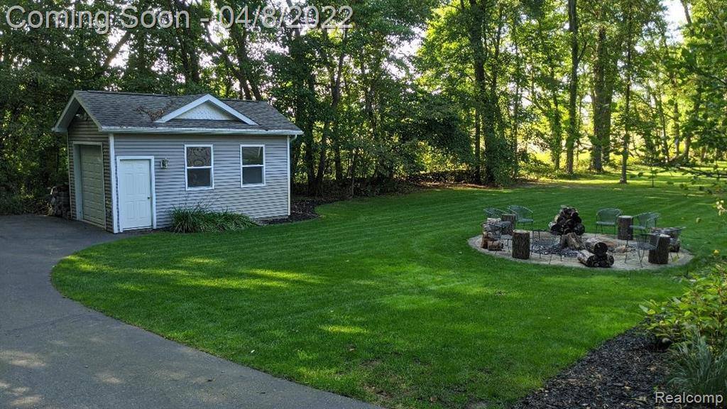 5372 Universe Avenue, Howell, MI 48843