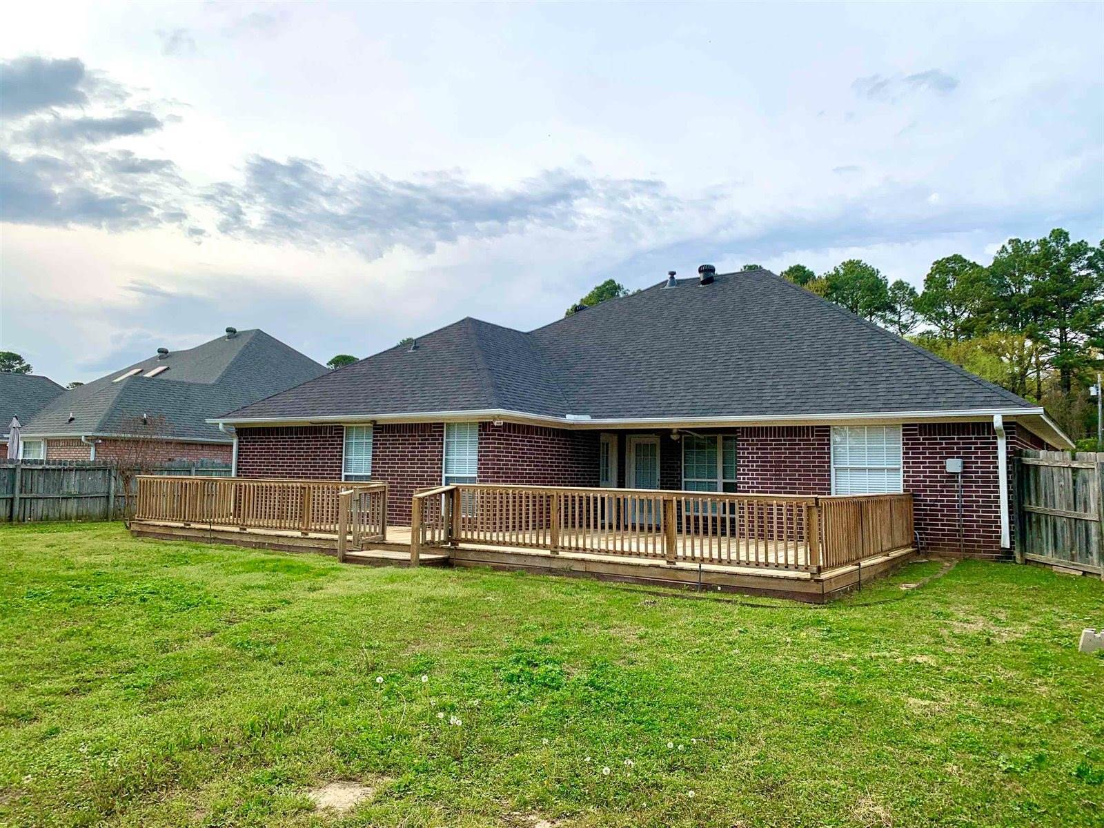 5803 Meadowland Dr., Texarkana, TX 75503