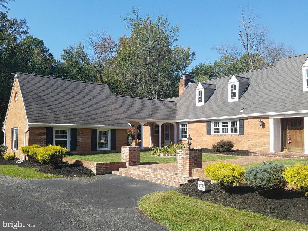 37 Cooper Tomlinson Road, Medford, NJ 08055