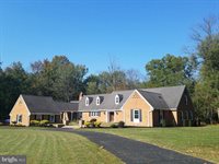 37 Cooper Tomlinson Road, Medford, NJ 08055