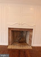 37 Cooper Tomlinson Road, Medford, NJ 08055