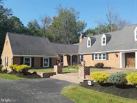 37 Cooper Tomlinson Road, Medford, NJ 08055