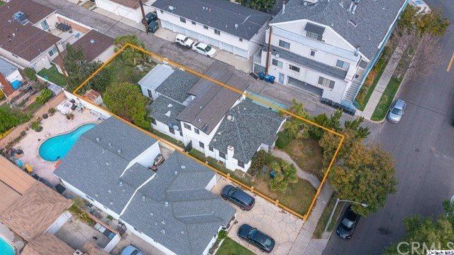 1133 North Beachwood Drive, Burbank, CA 91506