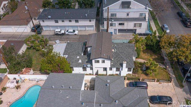 1133 North Beachwood Drive, Burbank, CA 91506