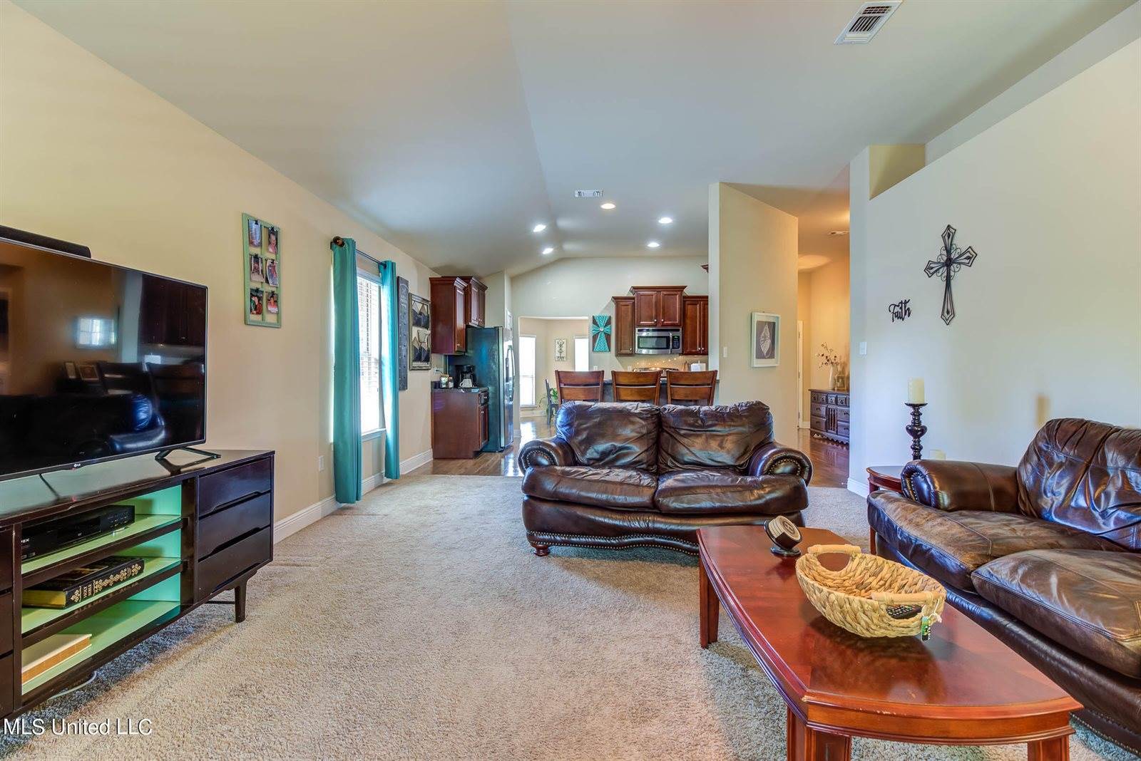 18390 Cardinal Lane, Gulfport, MS 39503