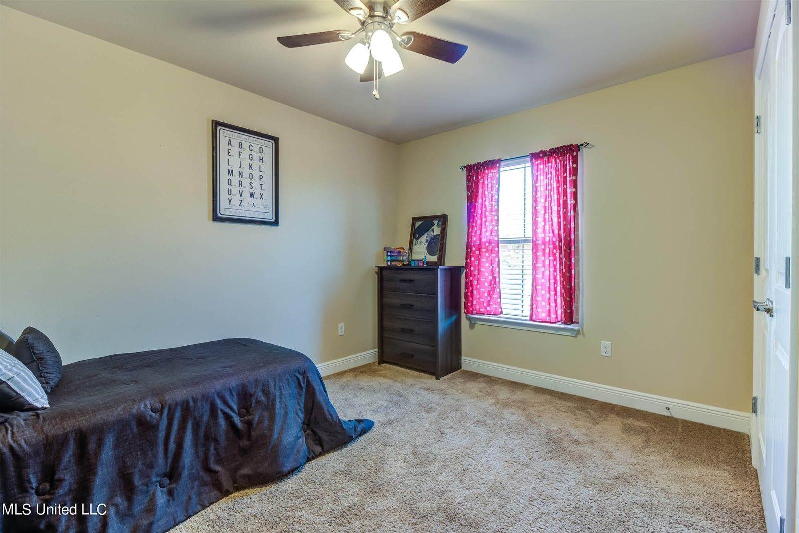 18390 Cardinal Lane, Gulfport, MS 39503