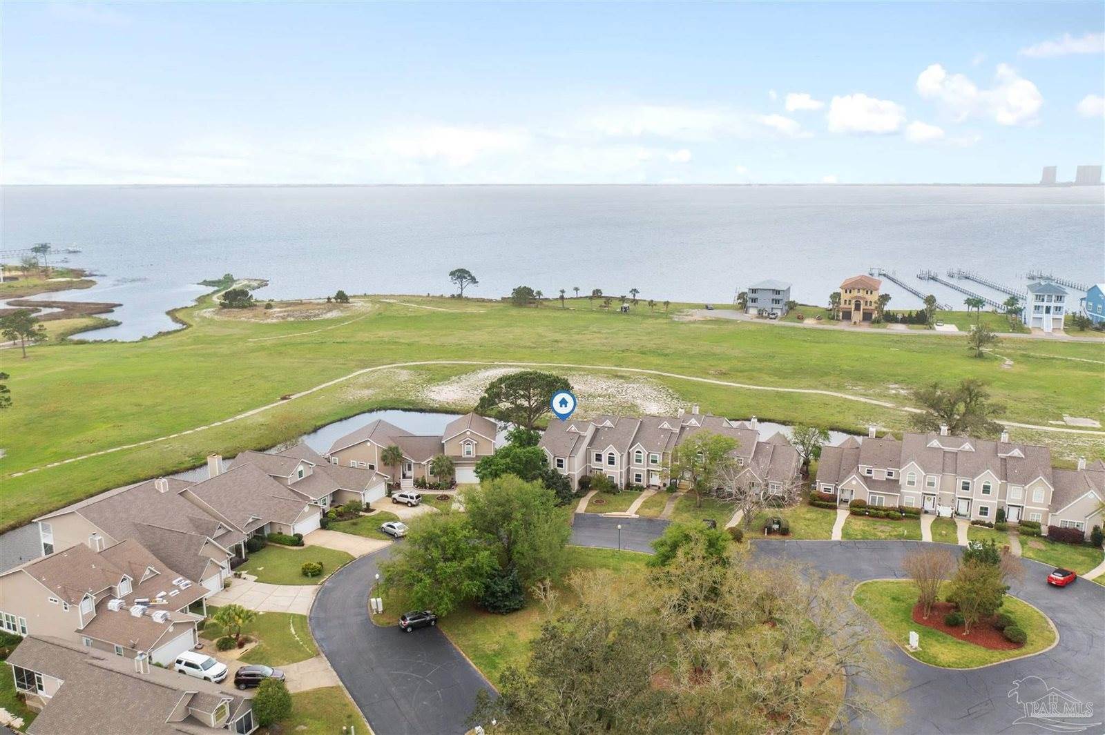 1066 Lionsgate Ln, Gulf Breeze, FL 32563