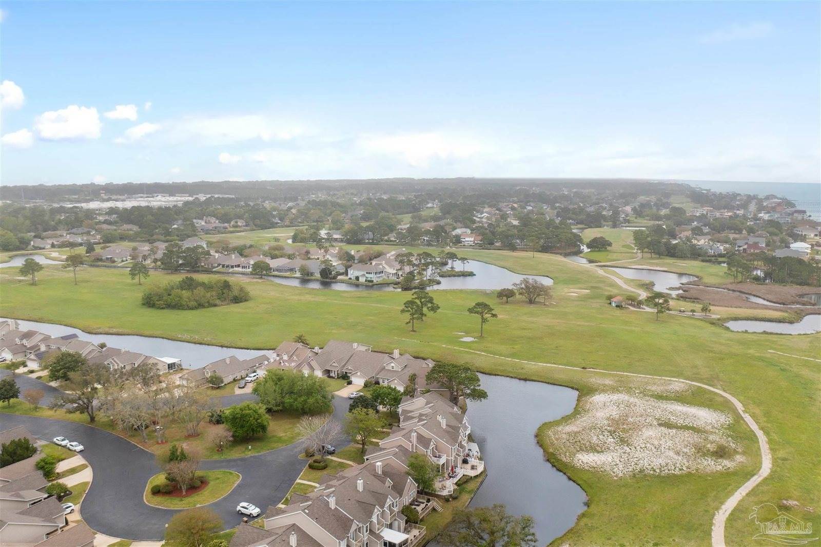 1066 Lionsgate Ln, Gulf Breeze, FL 32563