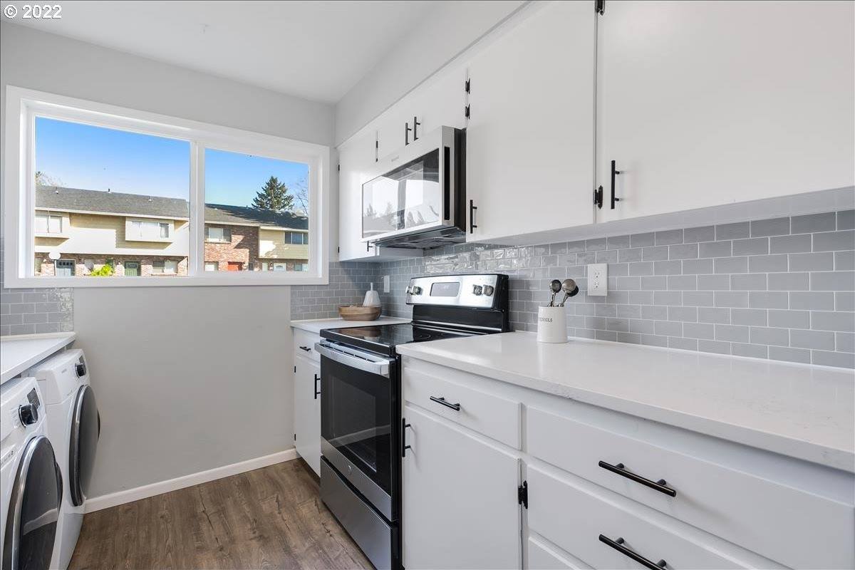 1788 NE 19TH St, Gresham, OR 97030