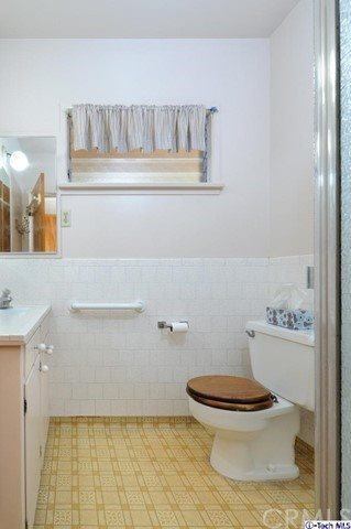 1921 Chilton Drive, Glendale, CA 91201