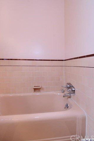 1921 Chilton Drive, Glendale, CA 91201