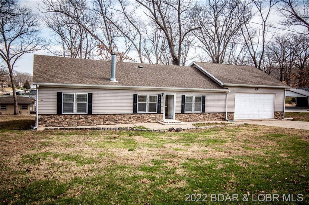 881 Gene's Point Road, Camdenton, MO 65020