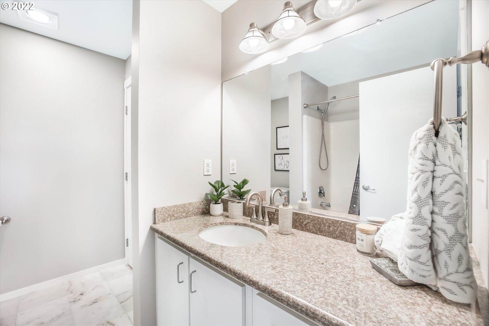 10800 SE 17TH Cir, Vancouver, WA 98664