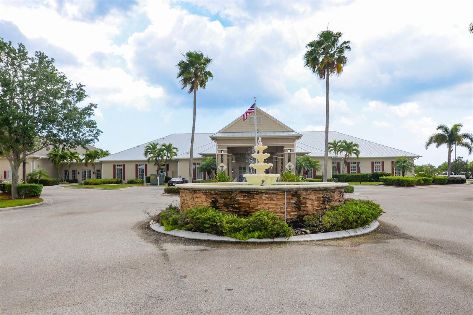 8036 9th Hole Drive, Port Saint Lucie, FL 34952