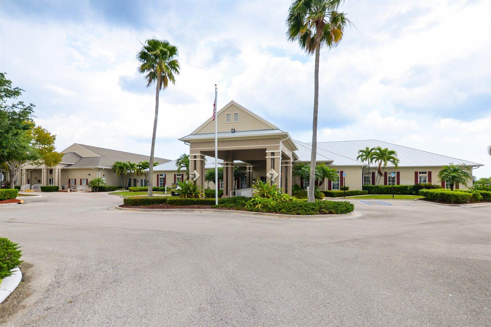 8036 9th Hole Drive, Port Saint Lucie, FL 34952