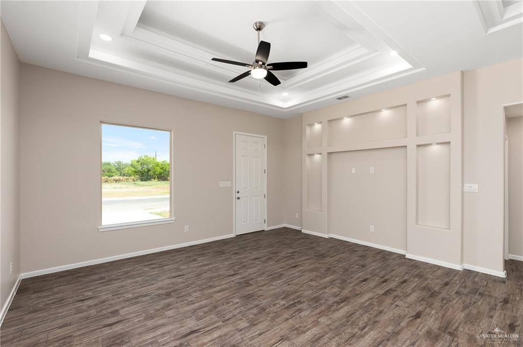 10721 North Sugar Bear Drive, Edinburg, TX 78541