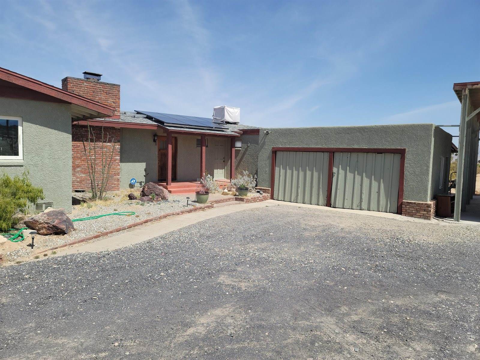 5900 Carodean Road, 29 Palms, CA 92277