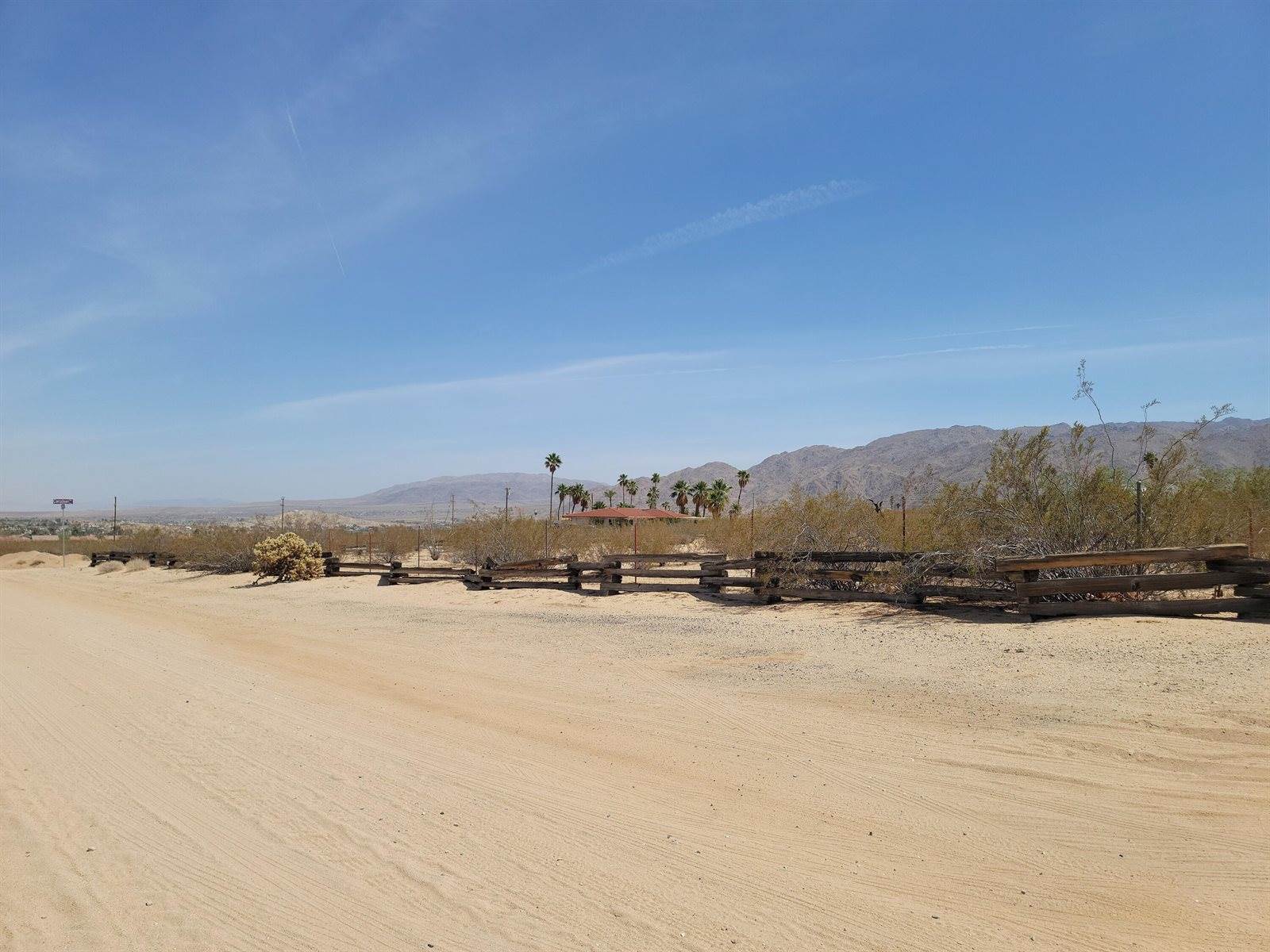 5900 Carodean Road, 29 Palms, CA 92277