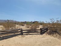 5900 Carodean Road, 29 Palms, CA 92277