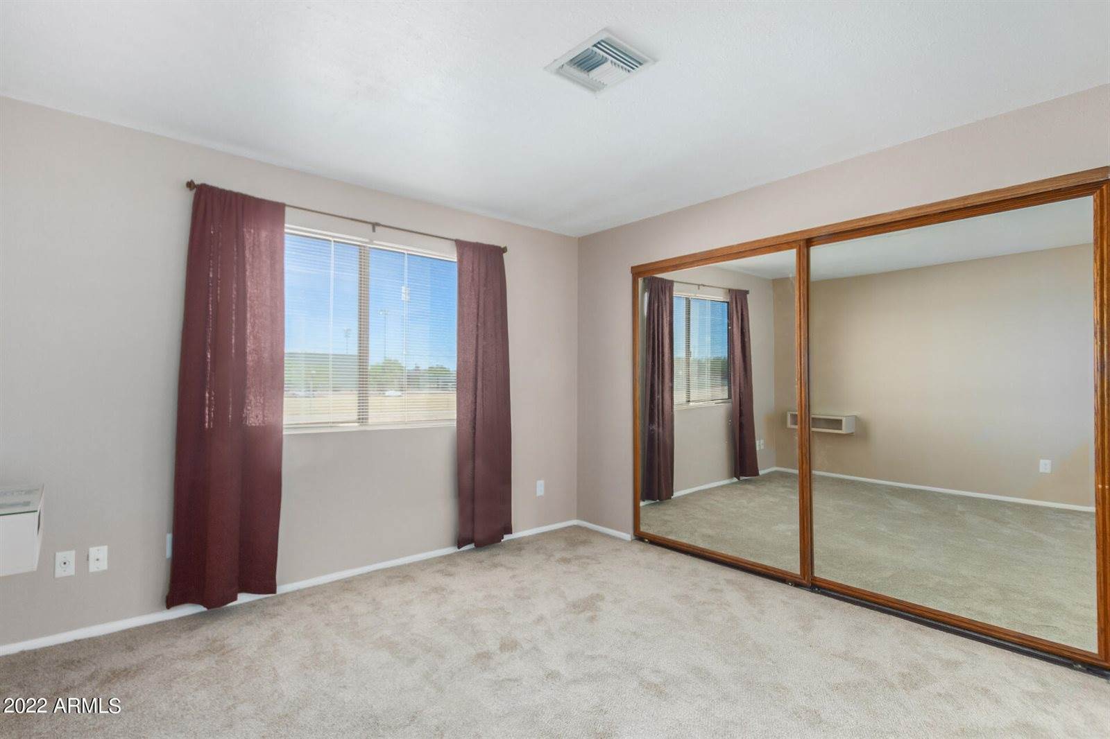 30 East Brown Road, Mesa, AZ 85201