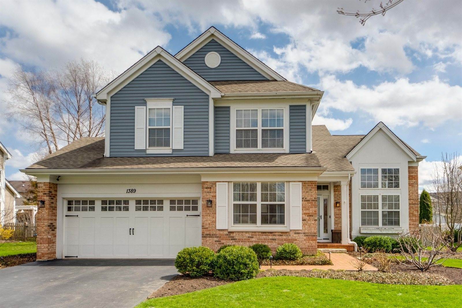 1389 Mayfair Lane, Grayslake, IL 60030