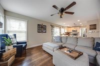 1389 Mayfair Lane, Grayslake, IL 60030