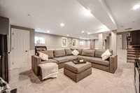 1389 Mayfair Lane, Grayslake, IL 60030