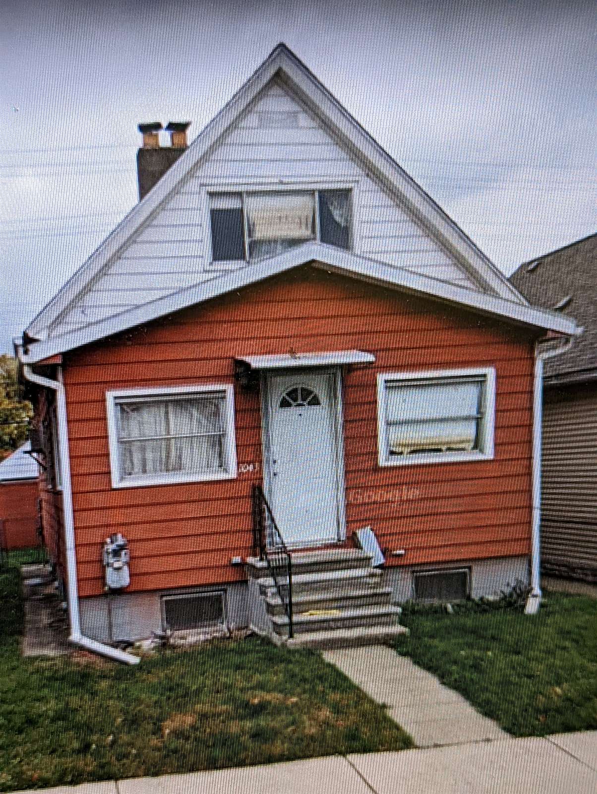 1043 Lincoln, Wyandotte, MI 48192