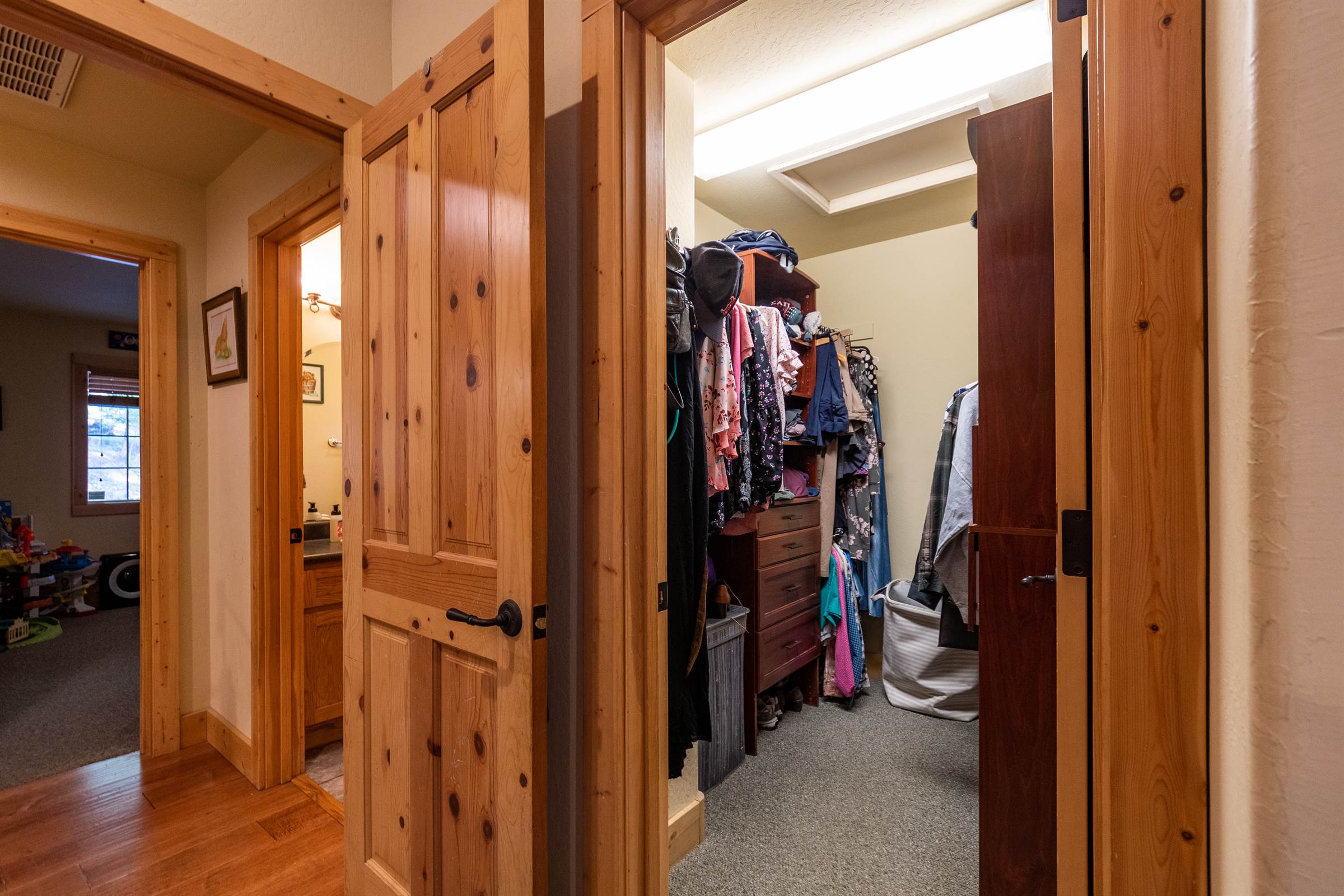 4520 Love Creek Road, Avery, CA 95224