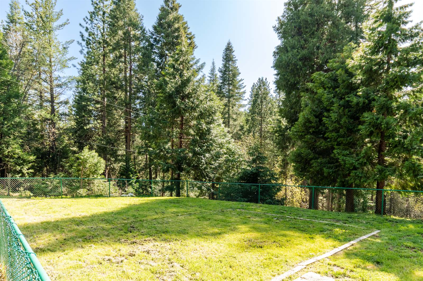 4520 Love Creek Road, Avery, CA 95224
