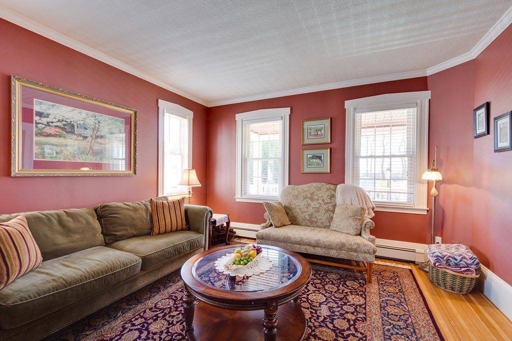 11 Summit Ave, Norwood, MA 02062